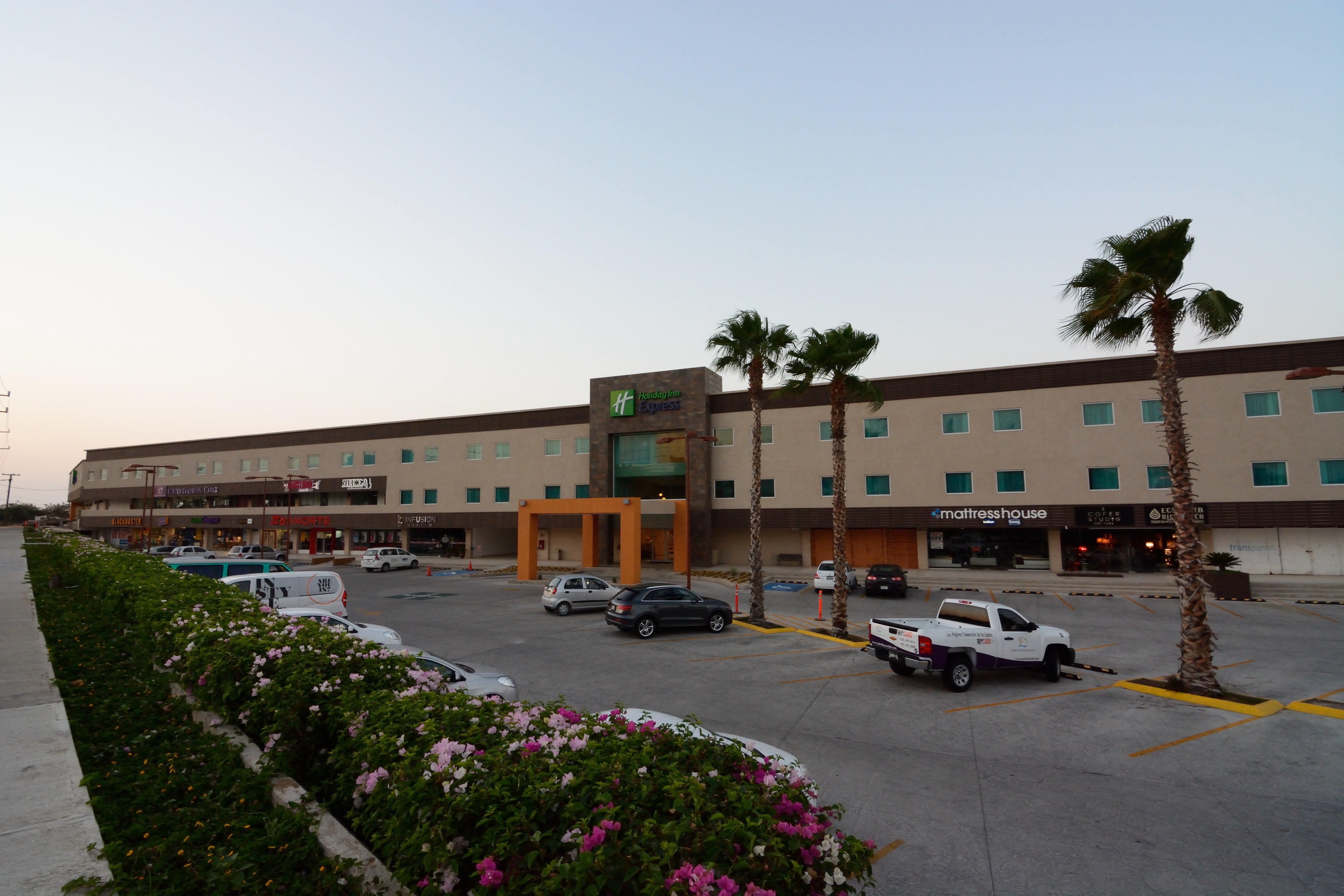 Holiday Inn Express Cabo San Lucas By Ihg Exterior photo